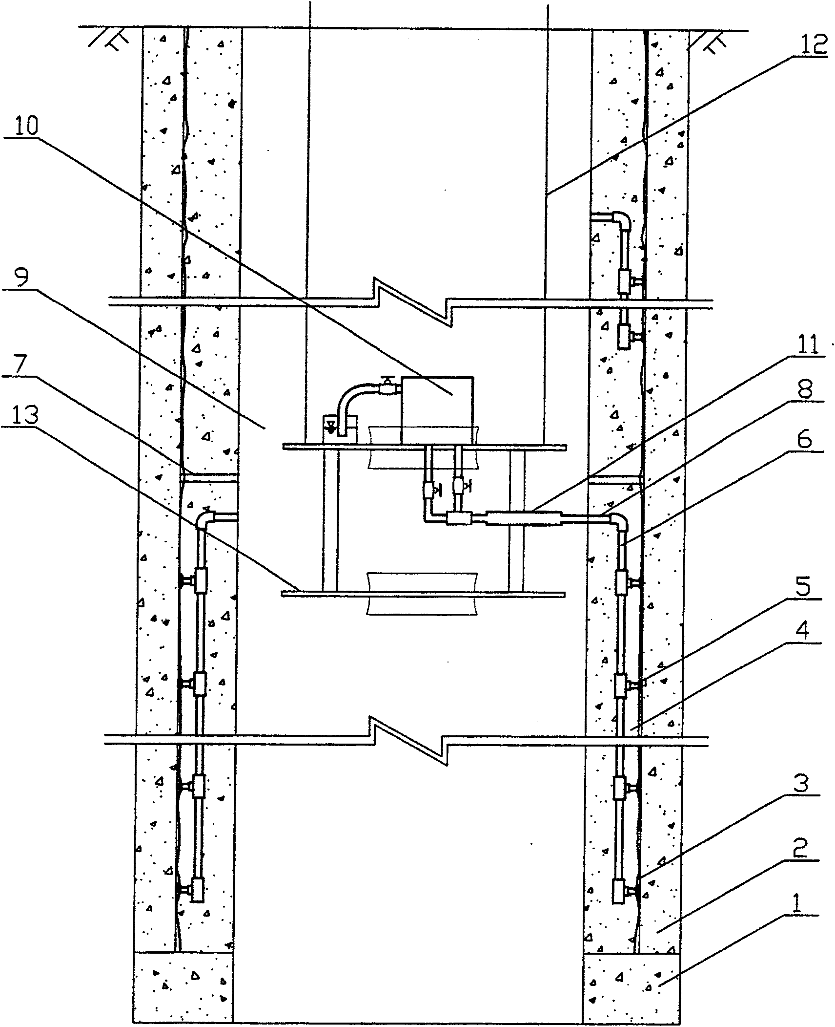 Fast slip casting technique between composite well wall