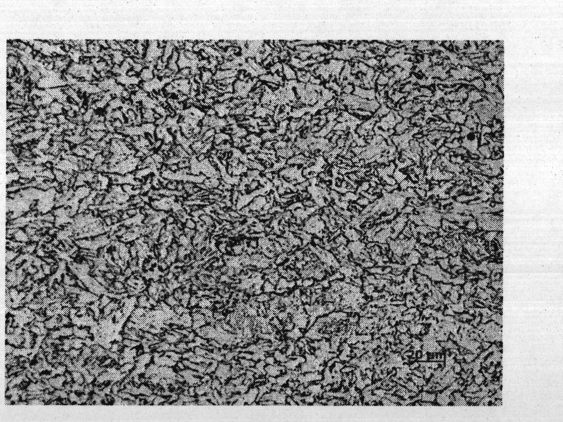 High-strength low-crack sensitive slab and manufacture method thereof