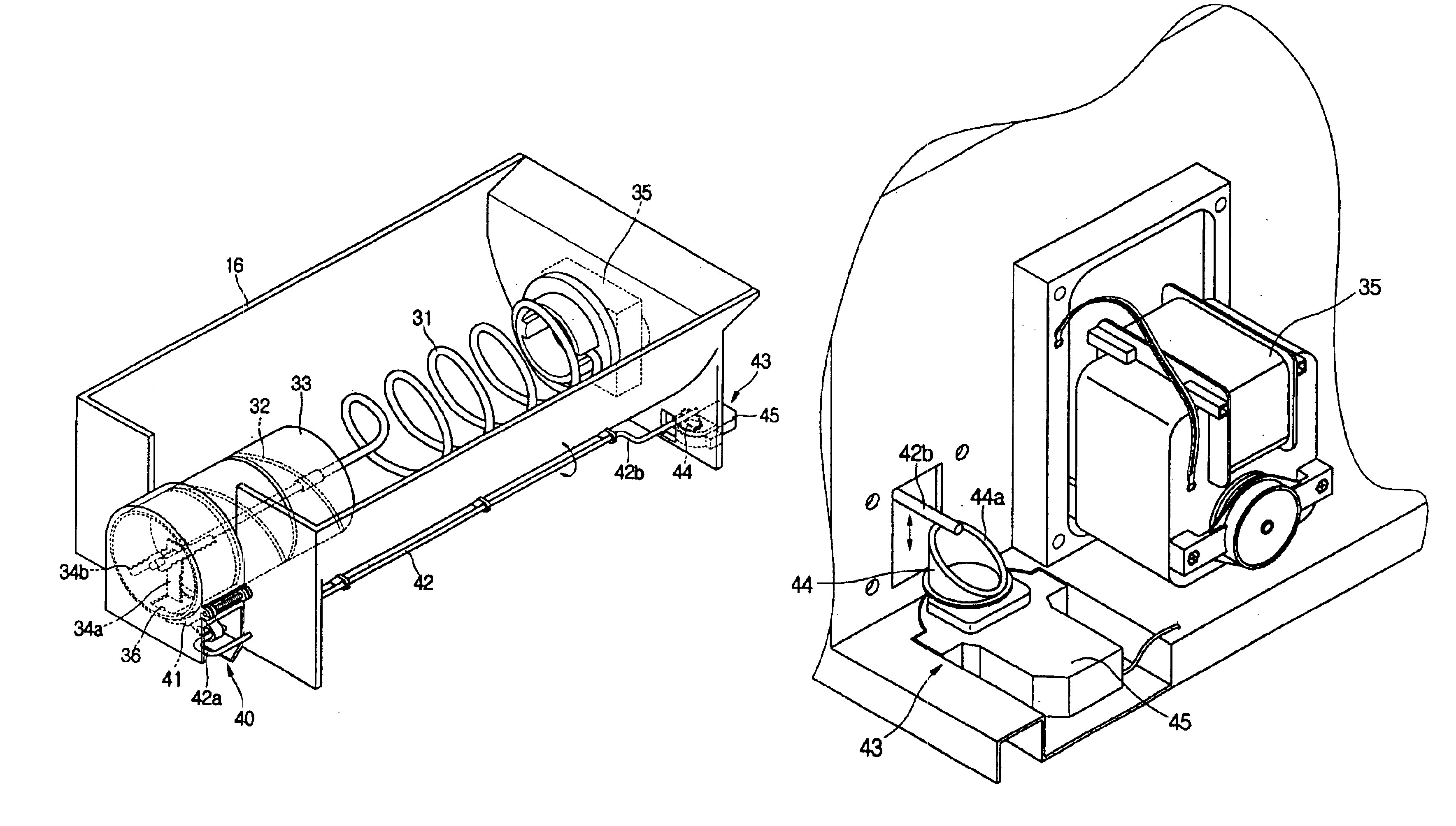 Refrigerator with ice feeding unit