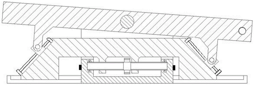 Working table used for carrying out machining and allowing angle to be adjusted