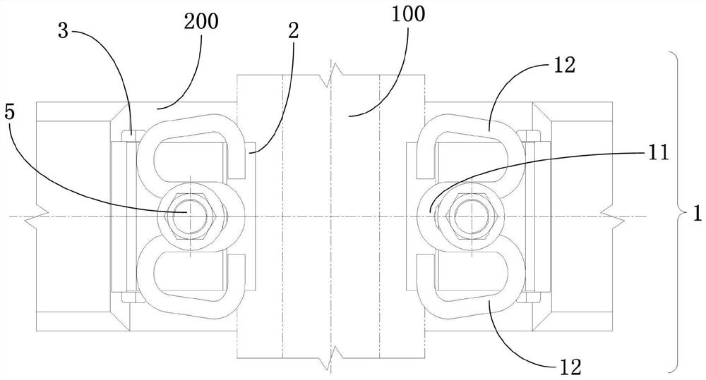 Embedded sleeve type railway fastener