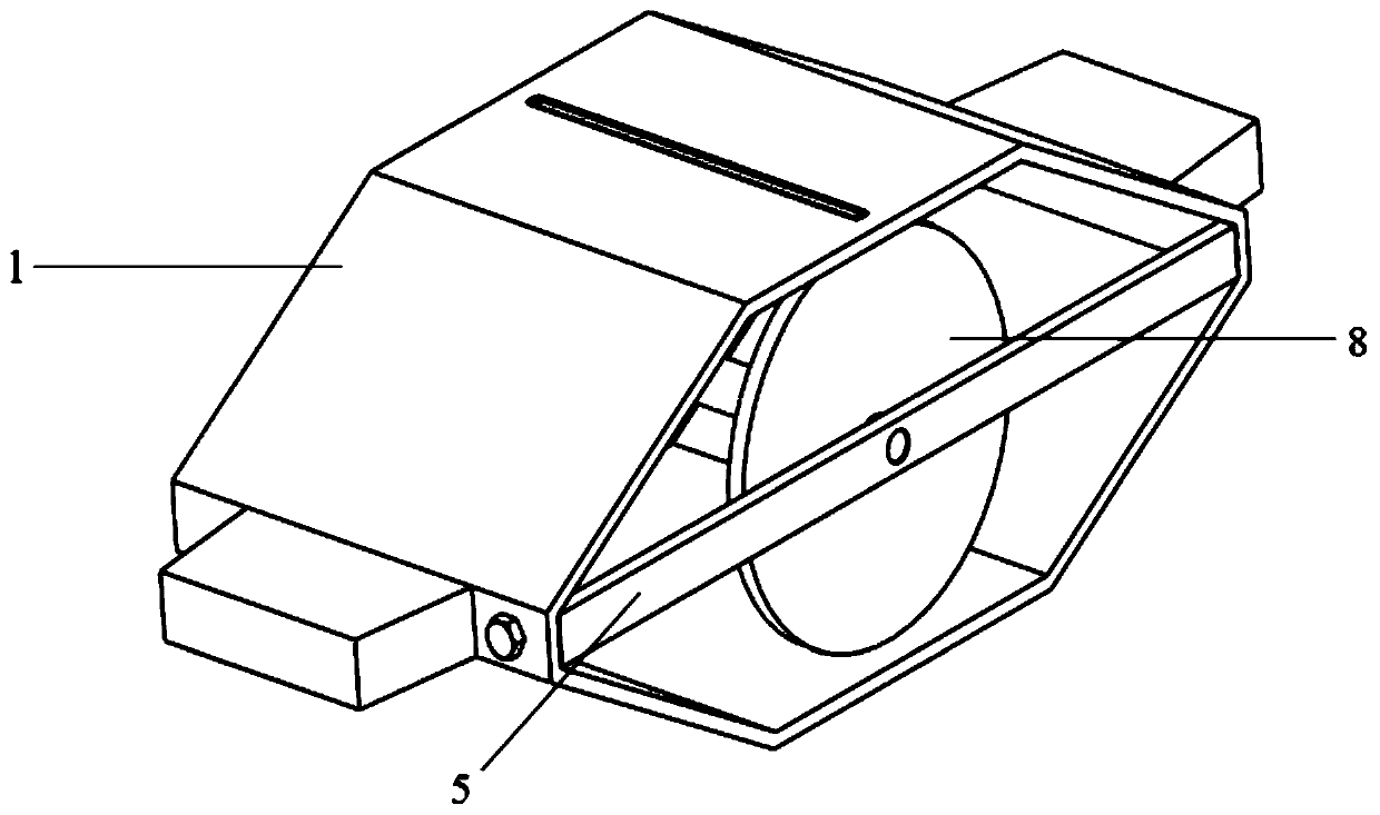 A special-shaped shuttle for weaving bundled filaments