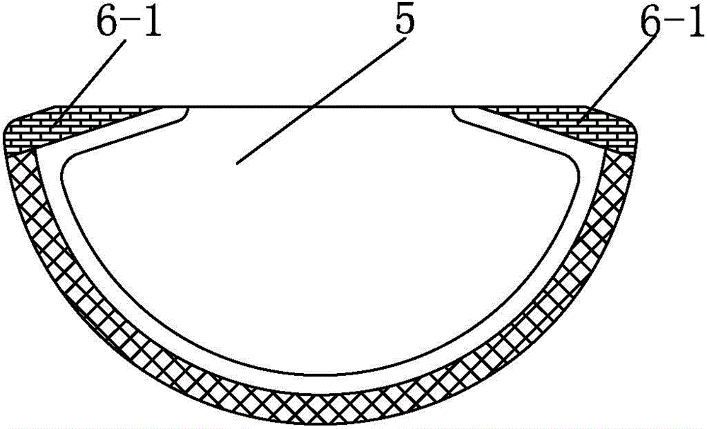 Breast pad without notch in water absorption layer and production method thereof