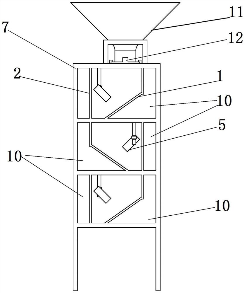 Efficient electrostatic scrap removal device and electrostatic scrap removal method for high-precision filter element