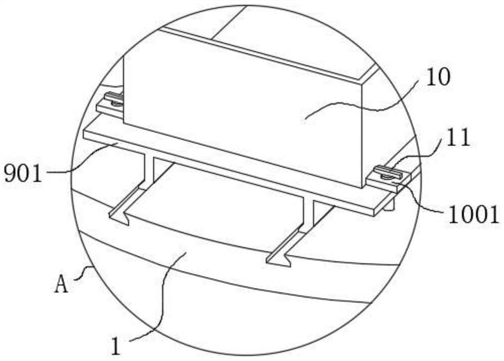 Construction waste recycling and crushing device for construction waste treatment