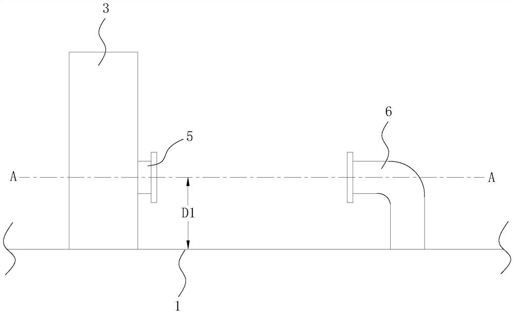 Seawater tank flange short pipe installation method