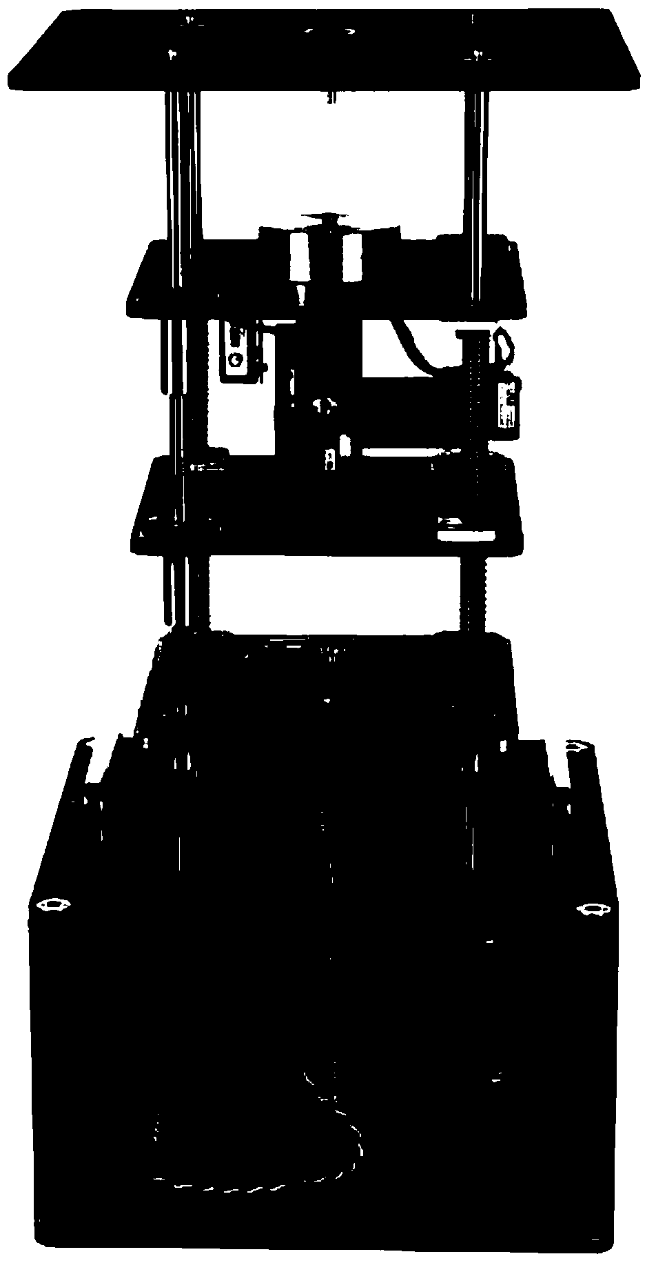 Automobile active suspension anti-saturation control method based on self-adaptive control