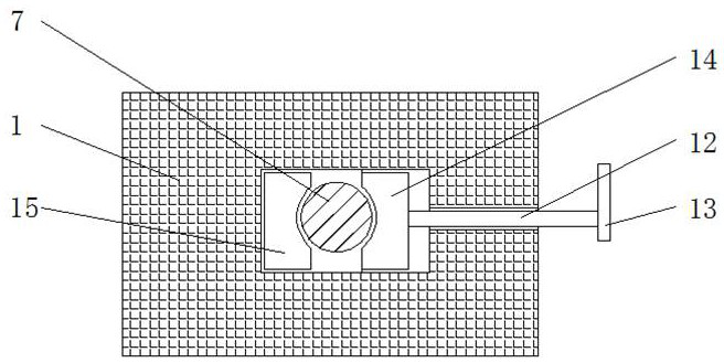 Metal plate bending device with adjustable bending angle