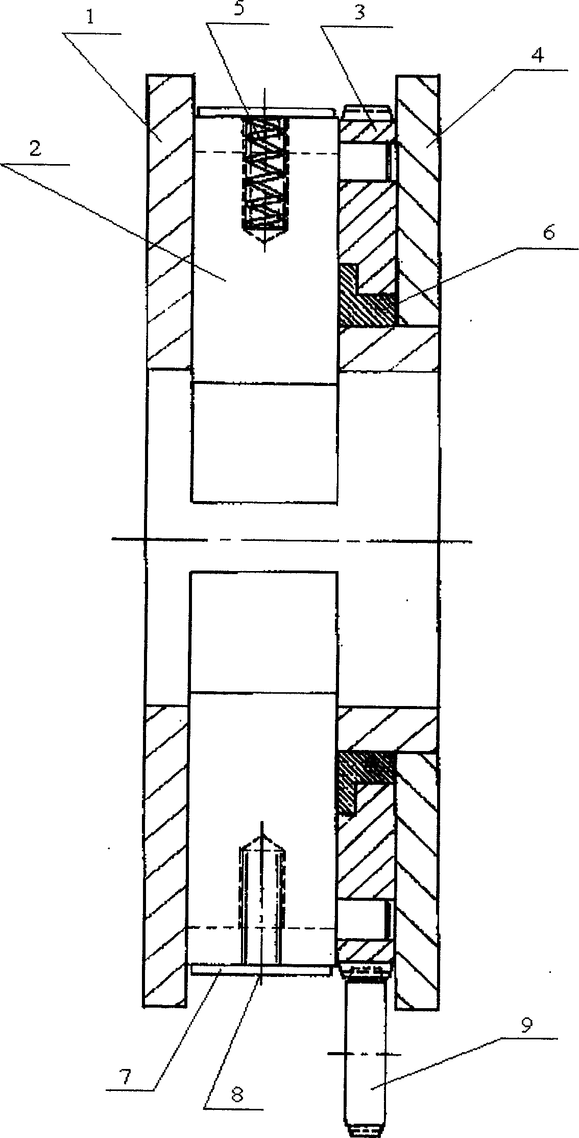 Centrosymmetric conjugation type equidistant constrictor for cylindrical net support