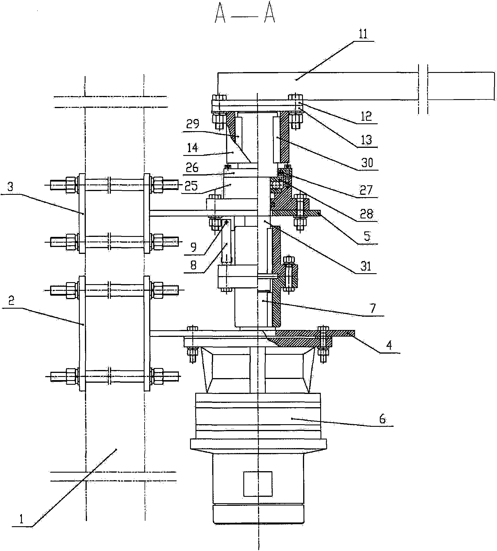 Rotating arm type antifreezing fluid spraying device for two-lane coal trains