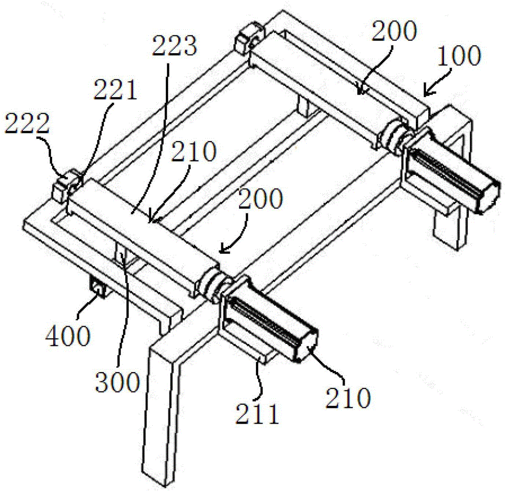 A conveying device for sending the remaining glass bottles at the bottle outlet of the sterilizing dryer to the filling machine