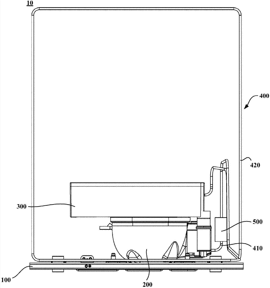 Refrigerator and condensate removing method of refrigerator door seals