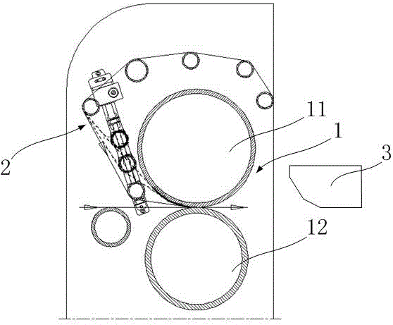 Adjusting roller device for glueless laminating machine