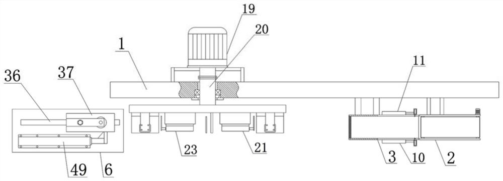 Apparatus and method for grinding the outer surface of a circuit board for a new energy vehicle