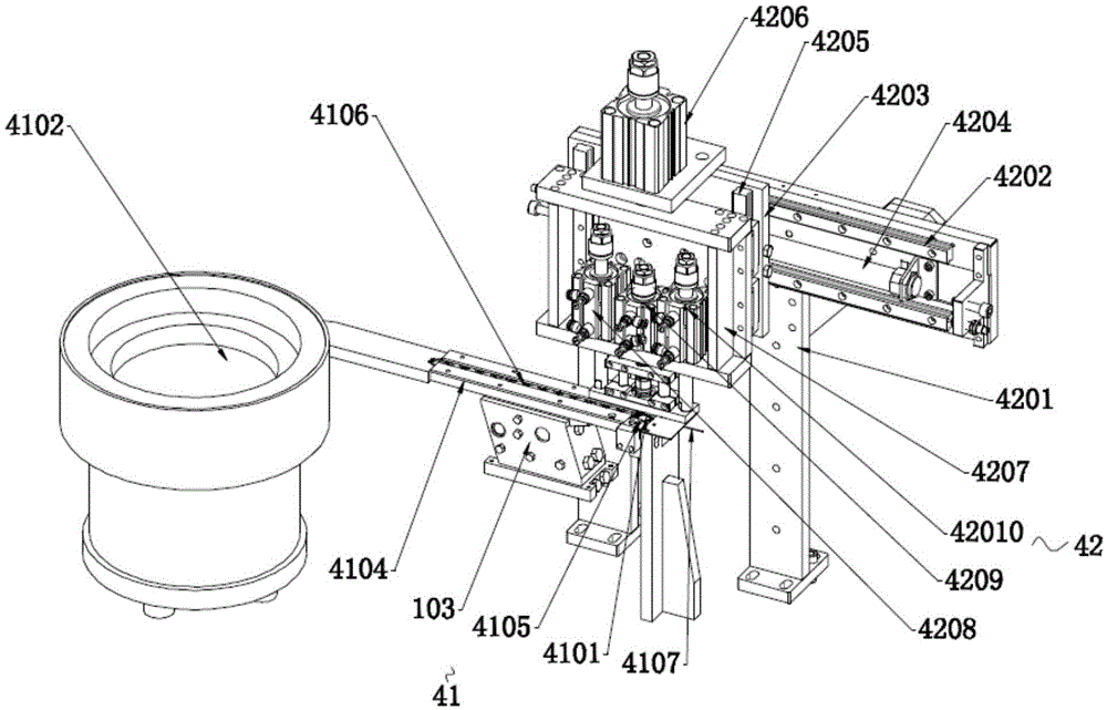 Automatic assembling machine for door handle