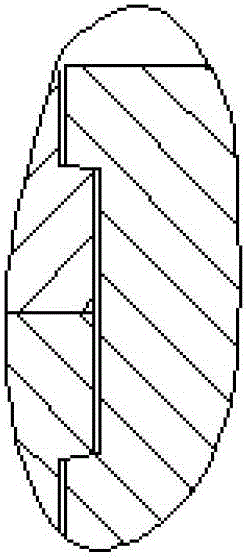 Hydraulic-driven self-cleaning filter provided with brushes