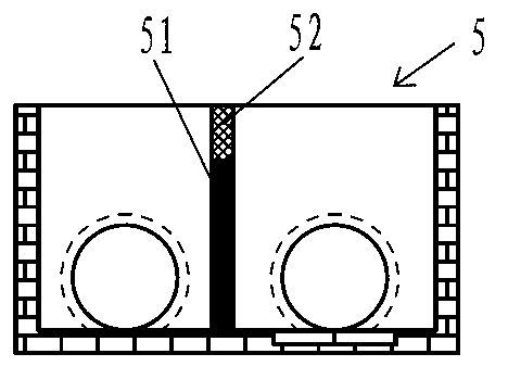 Pipeline type running water culture pond