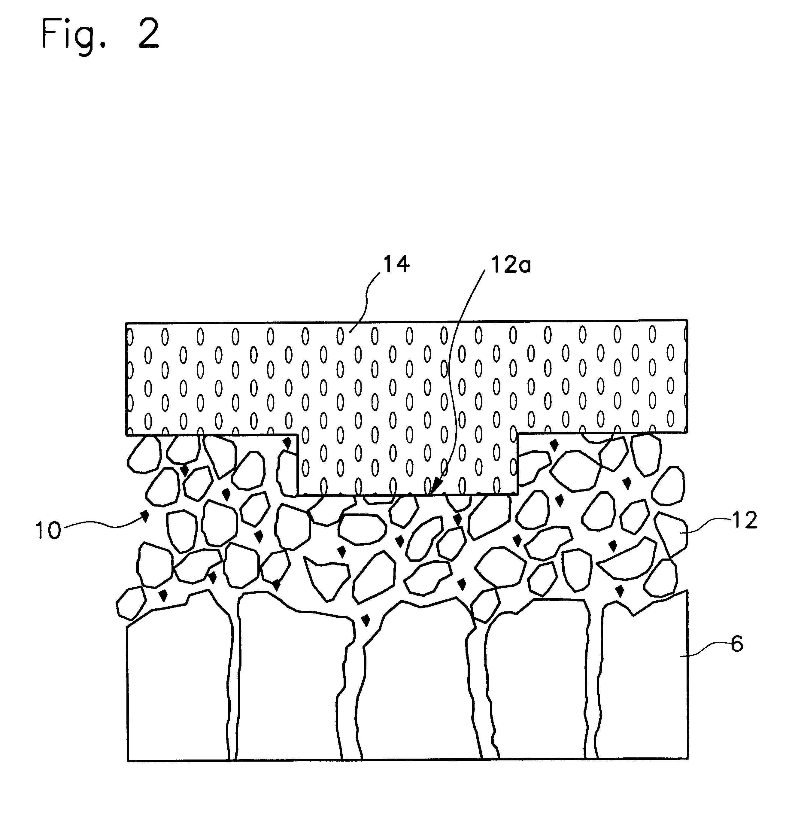 Electron gun cathode with a metal layer having a recess