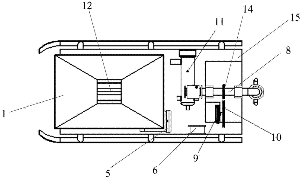 Self-propelled concrete spraying machine with spray head with functions of automatic rotation and traction