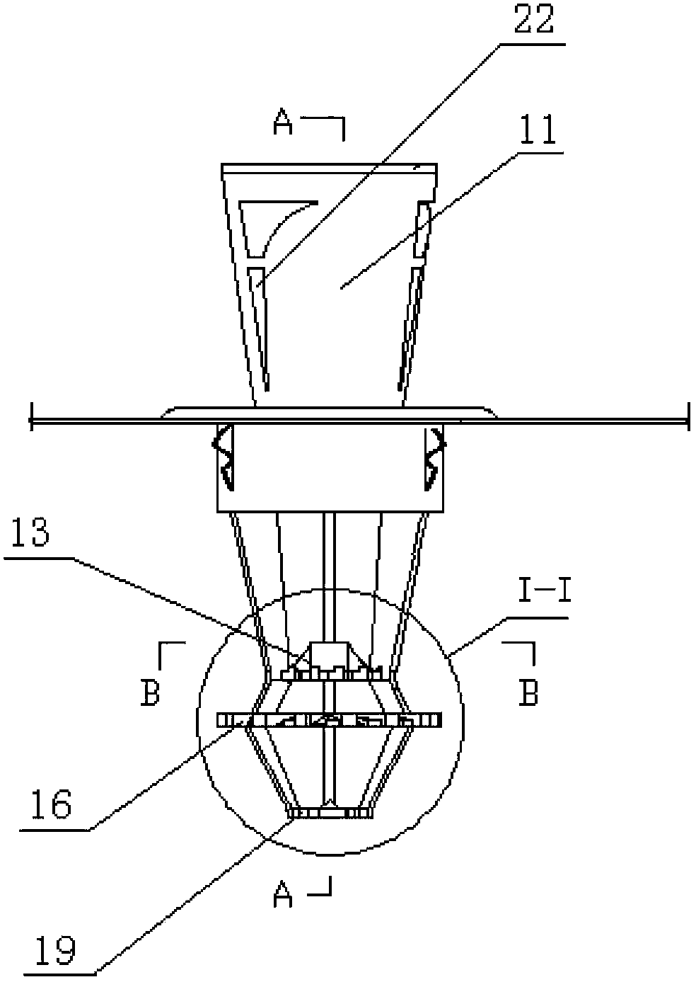 Spray nozzle, water distribution plate comprising same and cooling tower