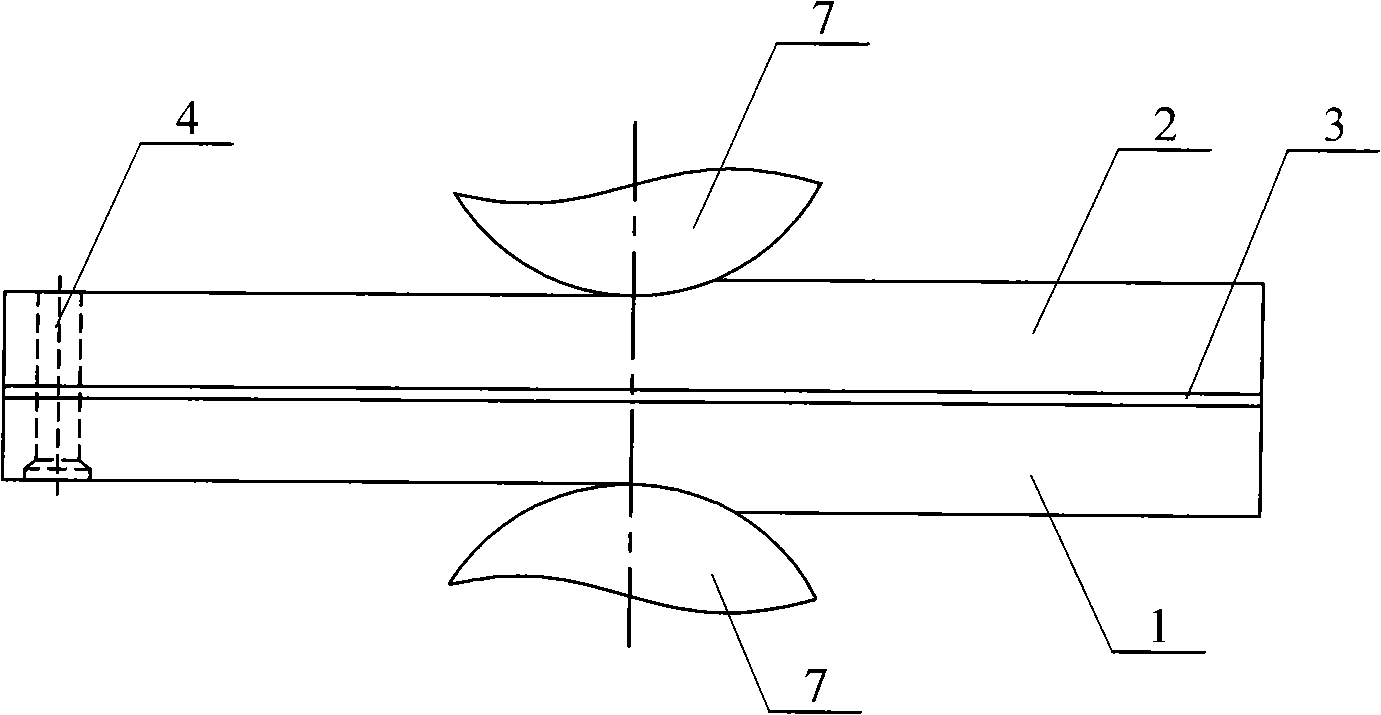 Vacuum hot rolling compounding method of titanium alloy plate and stainless steel plate