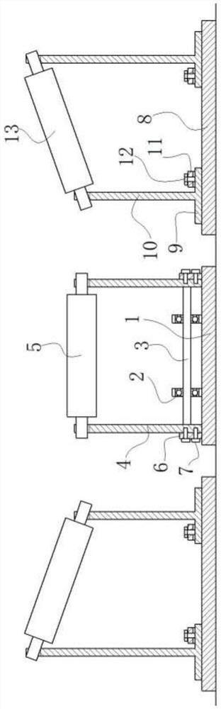 Split rotary type belt carrier roller bracket