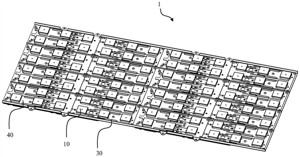 Massive MIMO array antenna and base station