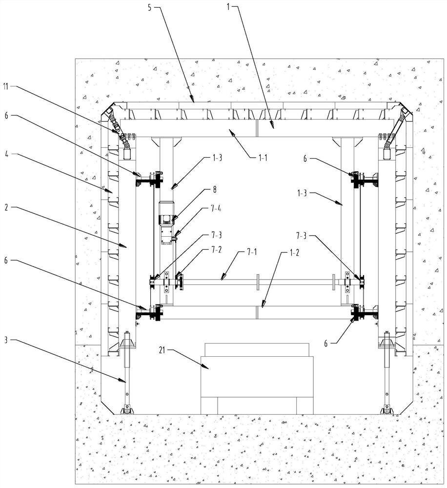 Lining equipment for pipe gallery construction