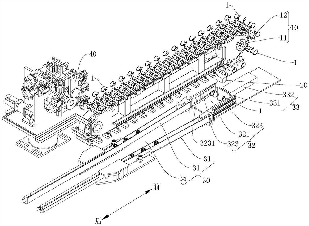 Spring conveying device and bagged spring production equipment