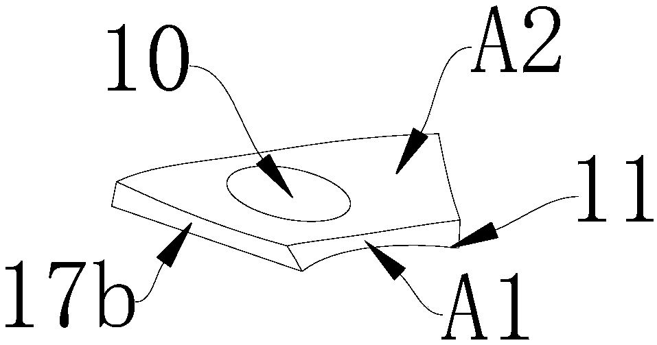 Reactor core melt capturing apparatus capable of realizing reinforced cooling through split charging