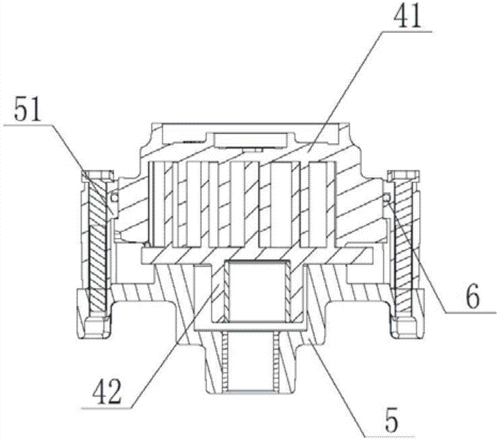 Novel noise-reducing scroll compressor