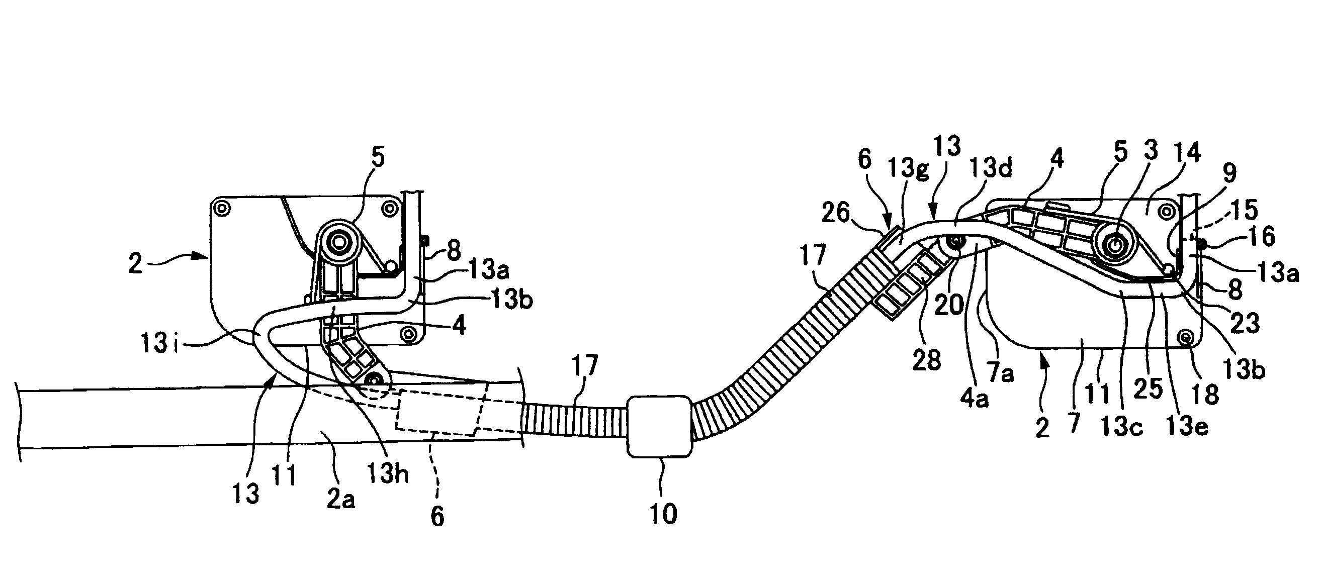 Feeding structure for sliding structural body