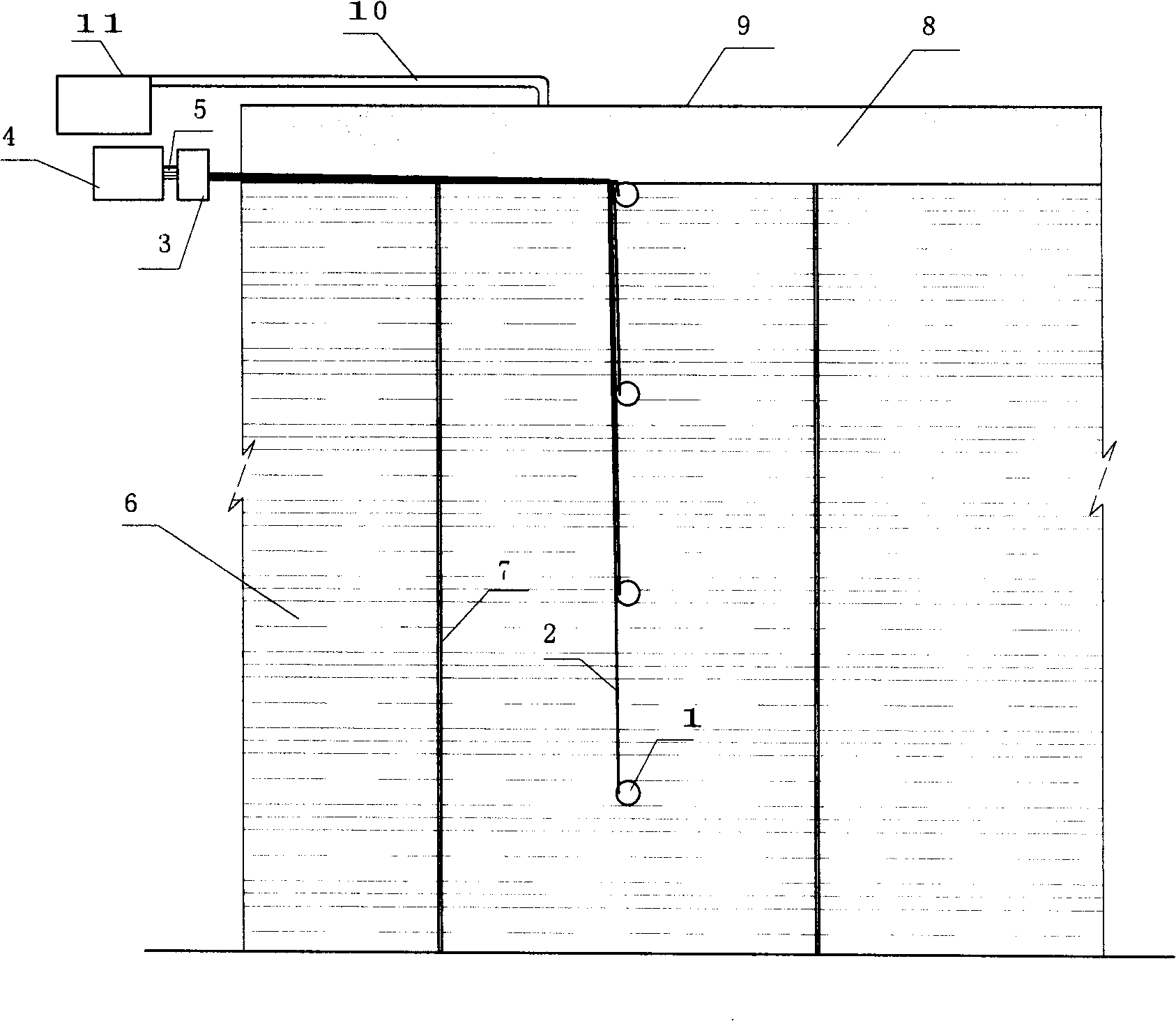 Pore water pressure measuring device in foundation stabilization zone