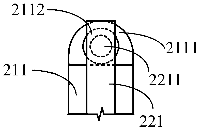 Invisible correcting device and method for enhancing retention force thereof