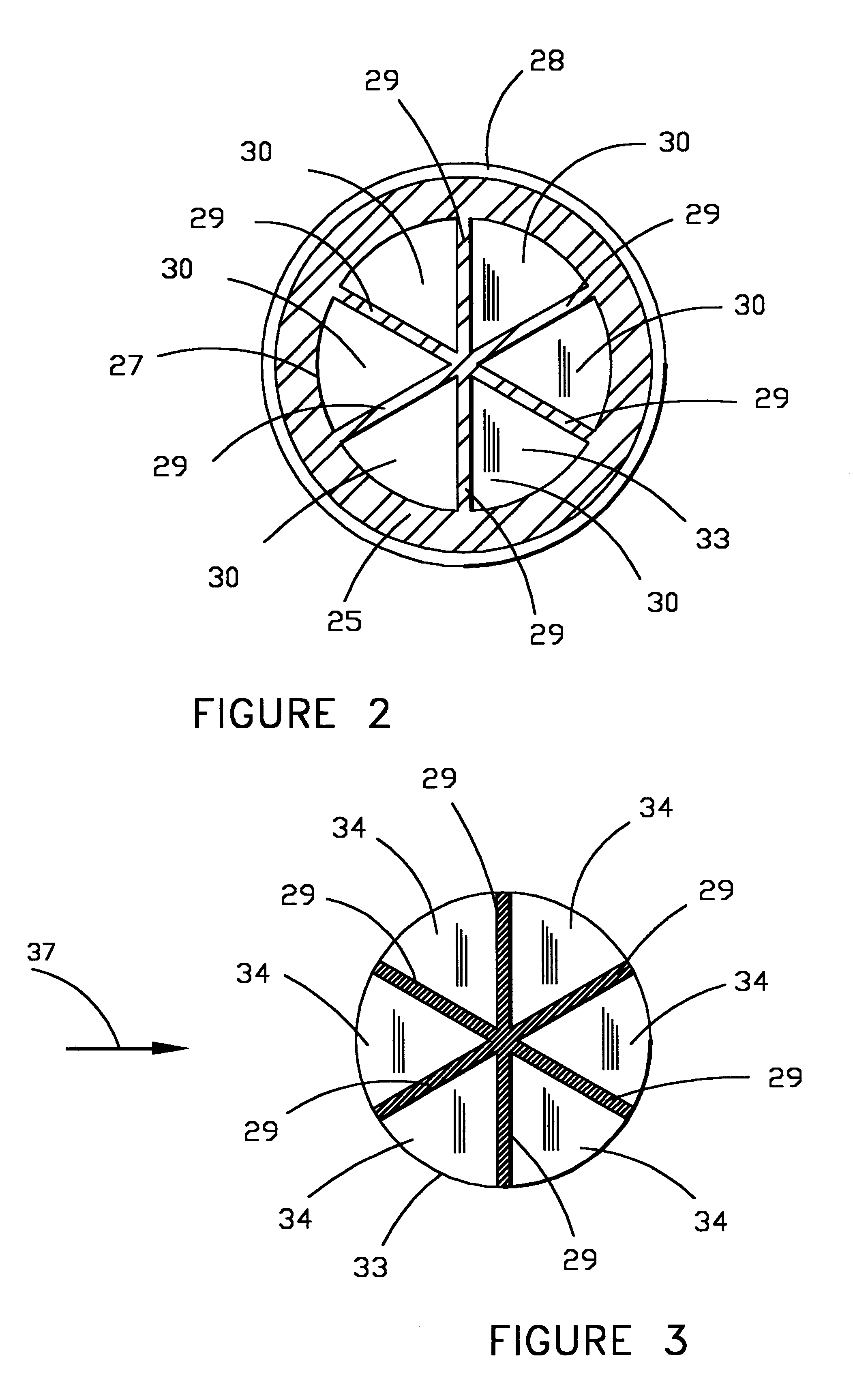 Applicators for allowing a predetermined fluid flow for dissolving and distributing soluble substances