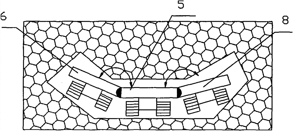 Shape-changeable moving mechanism capable of driving salvation robot on multiple directions