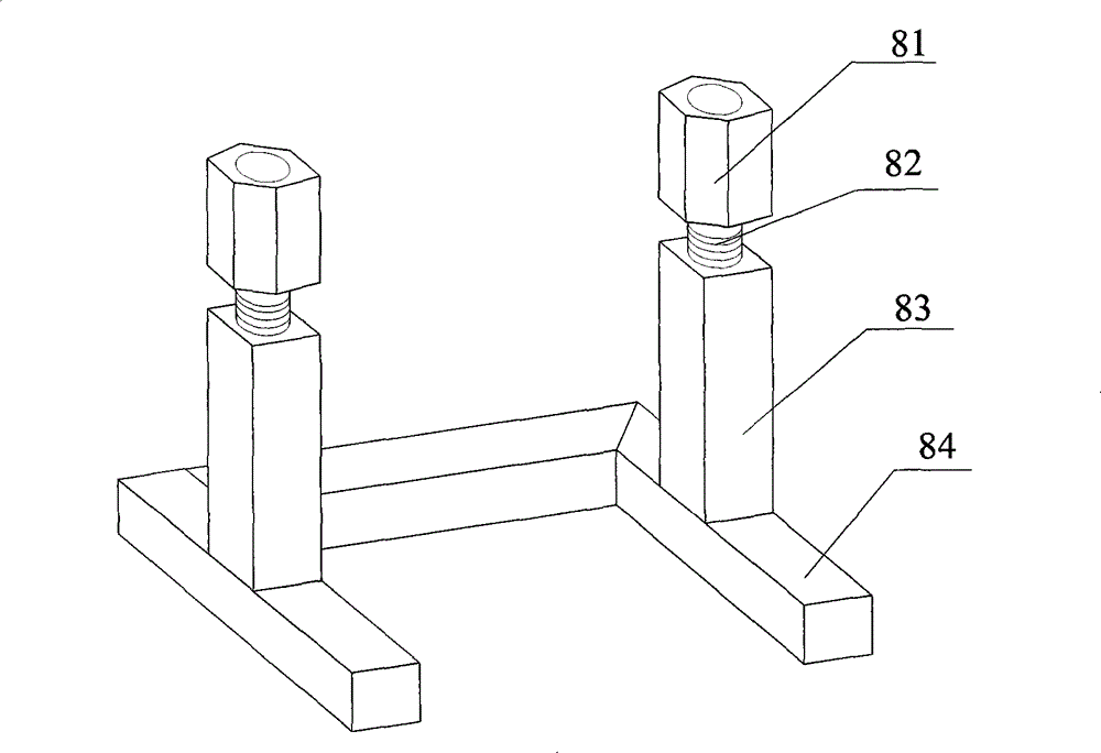 Special support tooling for installing translational hatch cover of bulk carrier and installation method thereof