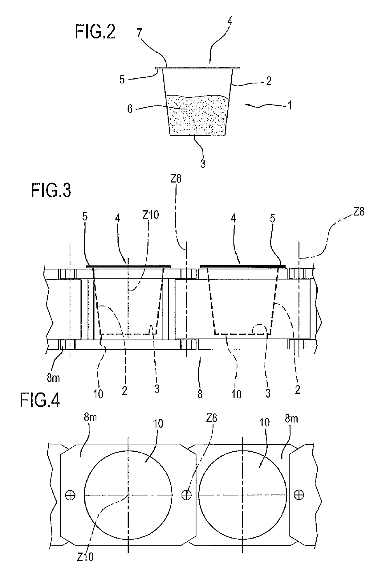 Machine and station for making single-use capsules for beverages