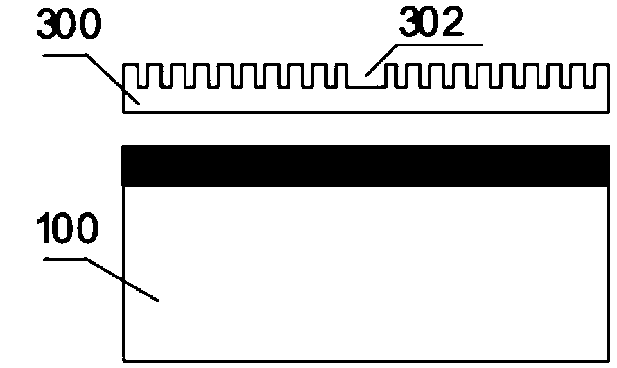 Capacitive pressure difference sensor and output characteristic calculation method thereof and manufacturing method therefor