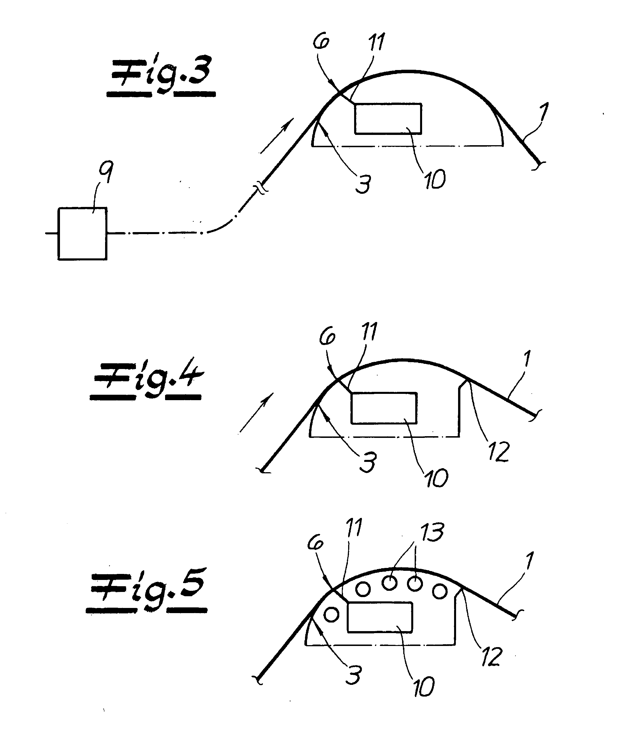 Apparatus and method for applying finishing agents onto a nonwoven web