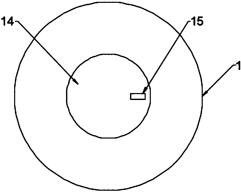 Multi-stage step-by-step-type crushing device for ceramic waste