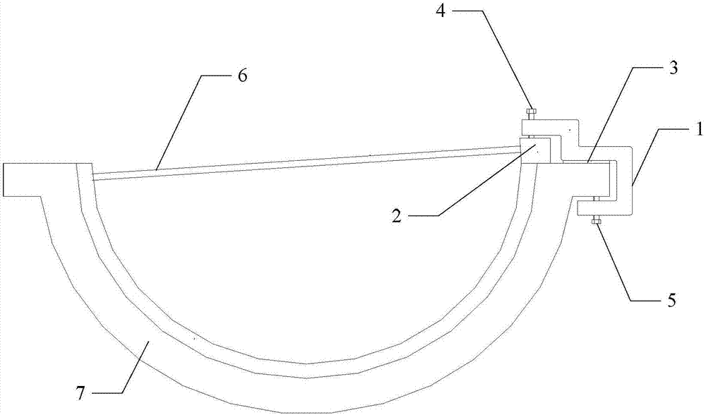 Finish machining assisting device for gear starting inner hole of steam turbine high pressure cylinder and finish machining method