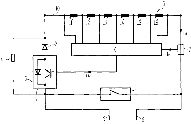 Superconducting magnet with quench protection circuit