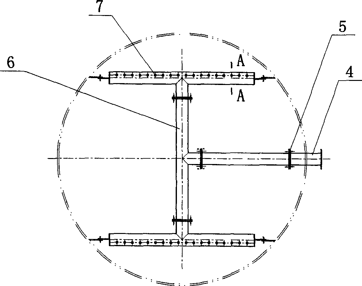 Decompression tower bottom coke inhibiting device and its uses