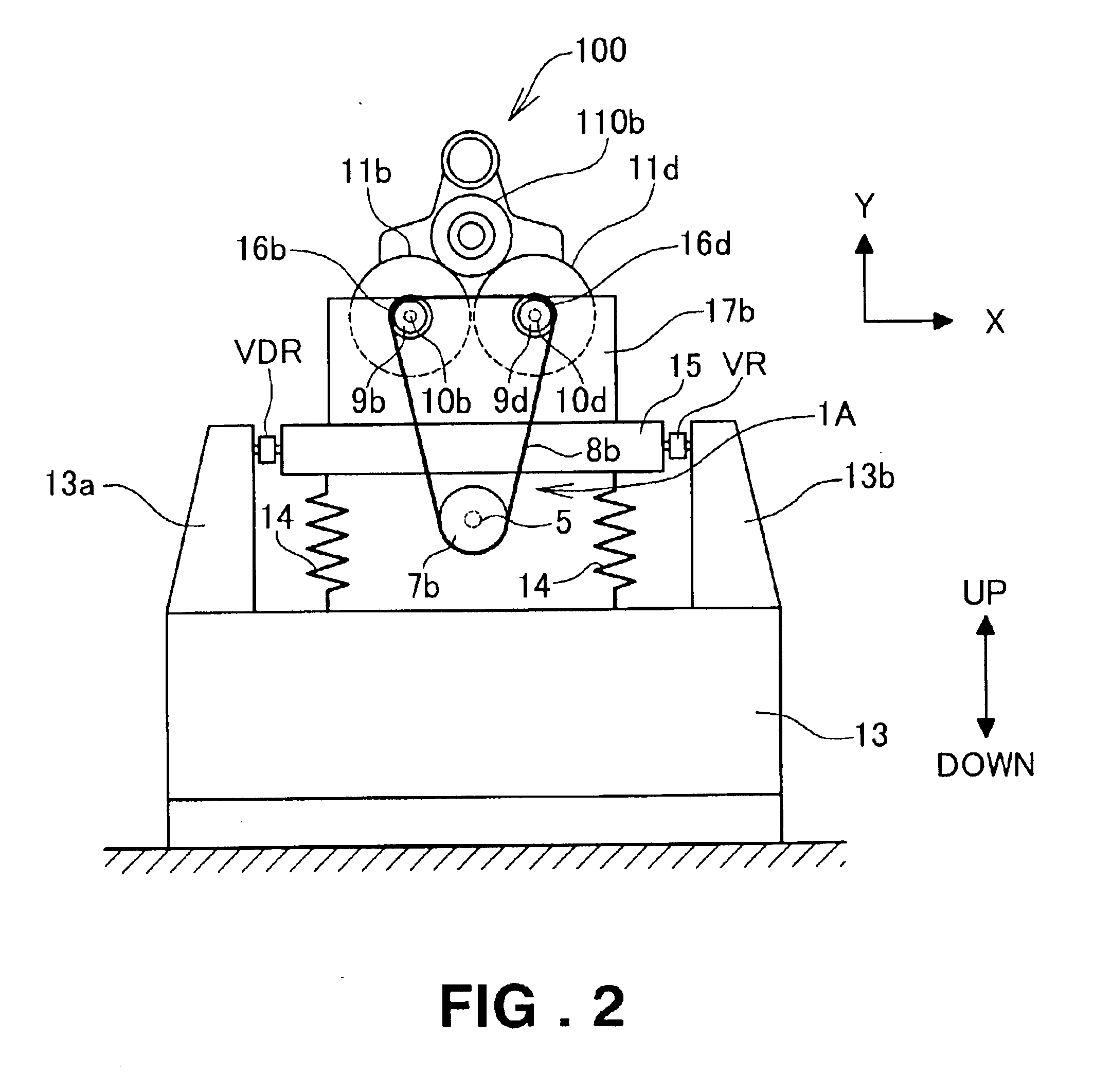 Apparatus and method for testing rotational balance of crankshaft