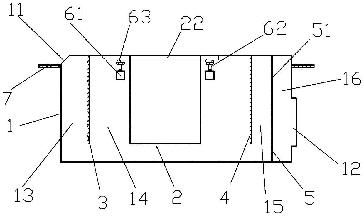 Escalator oil-water separation apparatus