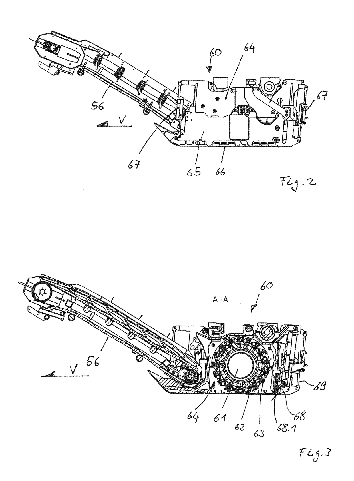 Scraper bar for a scraper blade of a road milling machine