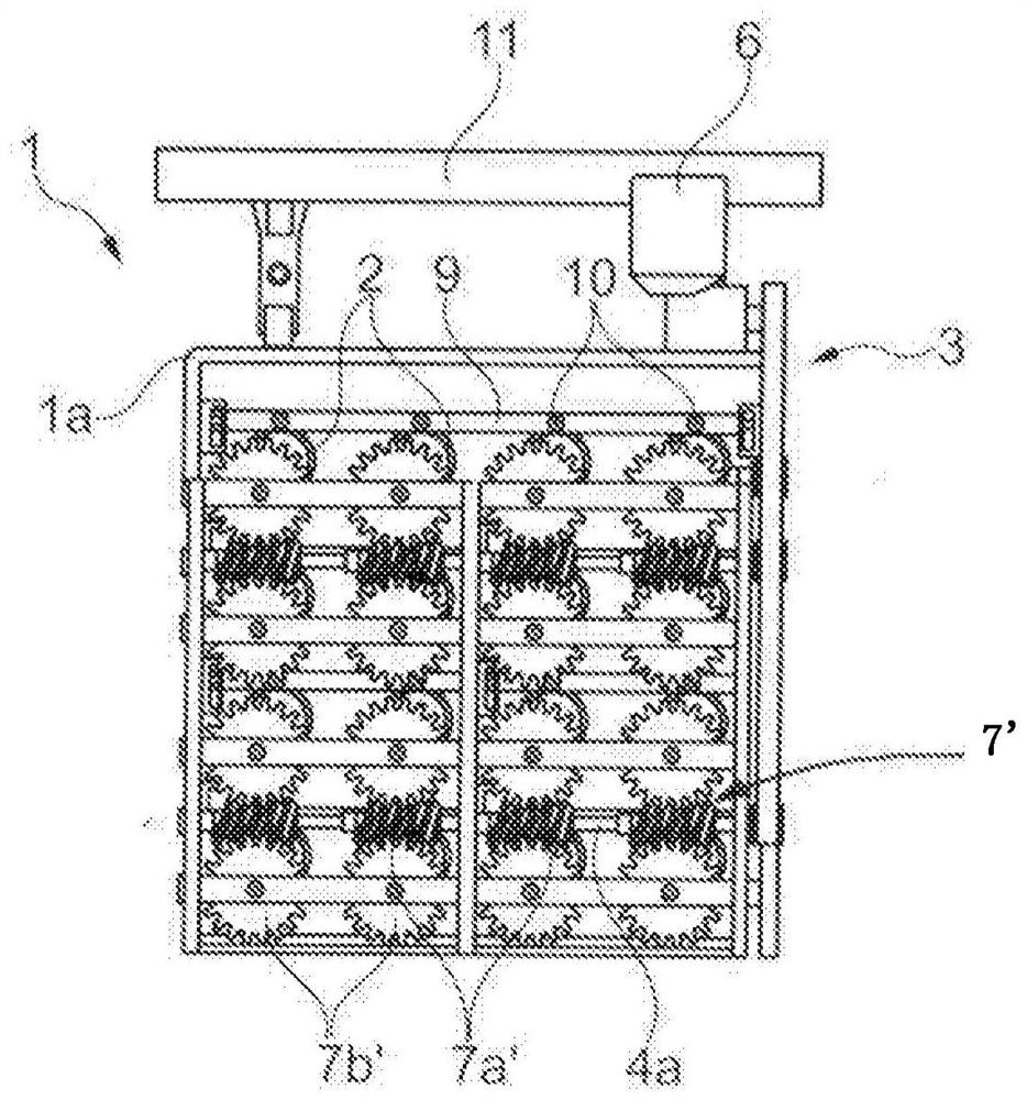 Bracket and method for receiving ring-shaped members