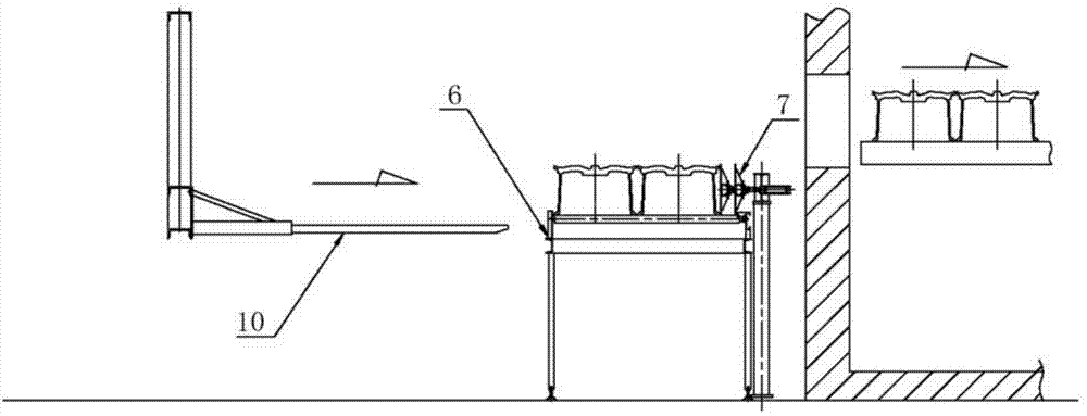 Power-and-free material-loading and transporting apparatus used for material-basket-free thermal-treatment furnace of aluminum alloy product