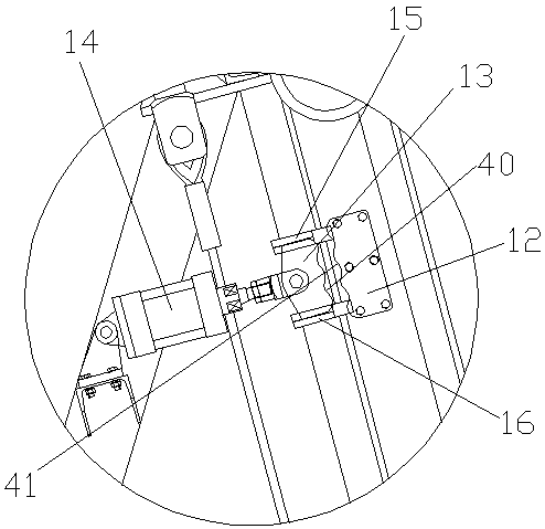 Hopper protection device of bucket elevator mixing station